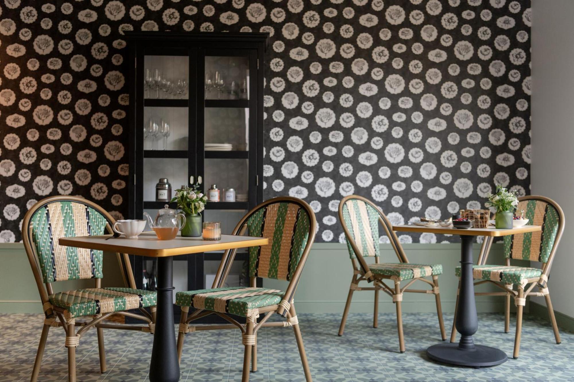 Domaine De Bellescize Hotel Chasselay Bagian luar foto