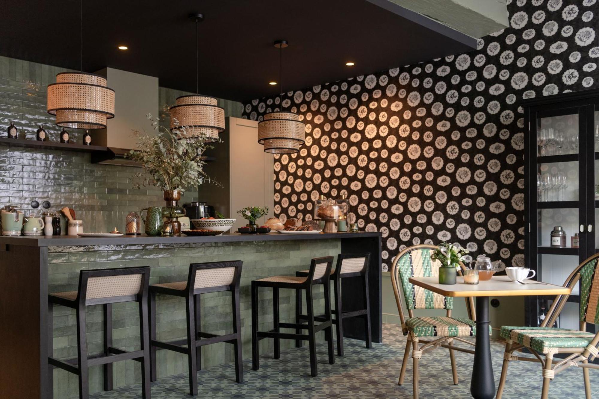 Domaine De Bellescize Hotel Chasselay Bagian luar foto